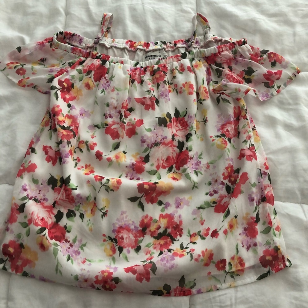 Abercrombie and Fitch kids top